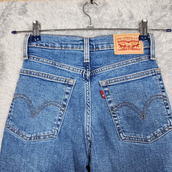 Levi's Wedgie Straight Leg Jeans Size 24 - Picture 2 of 5